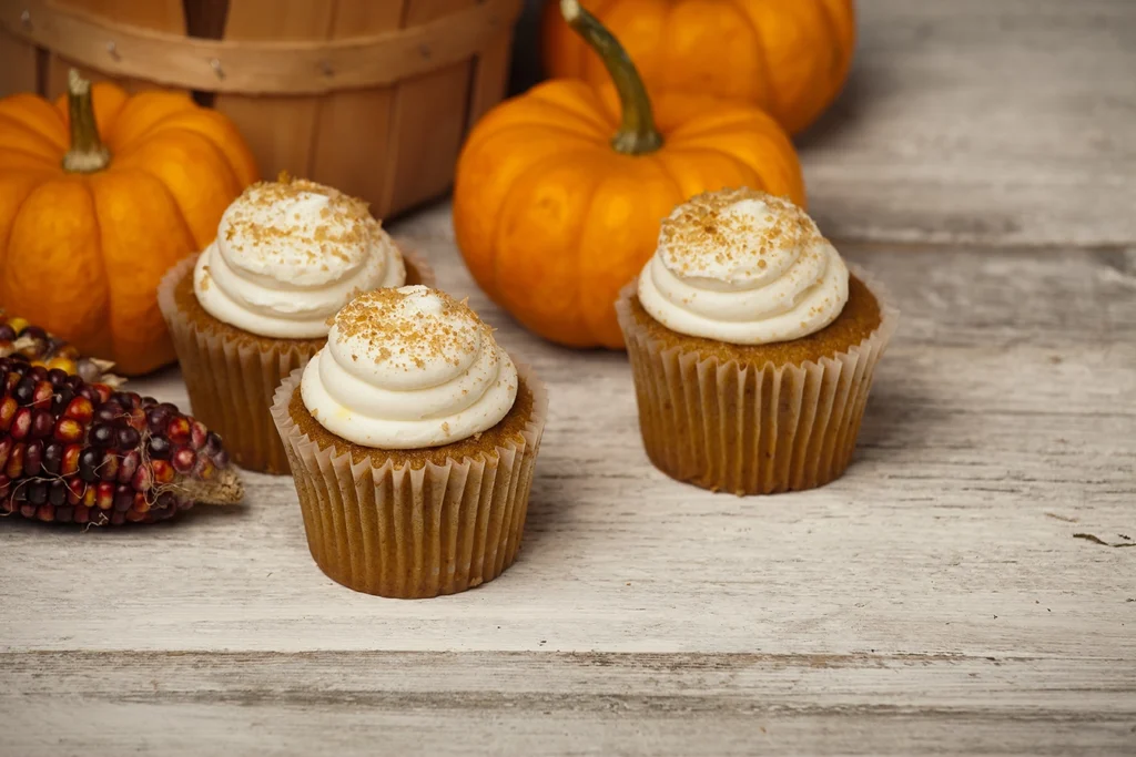 Pumpkin Cream Cheese Muffins