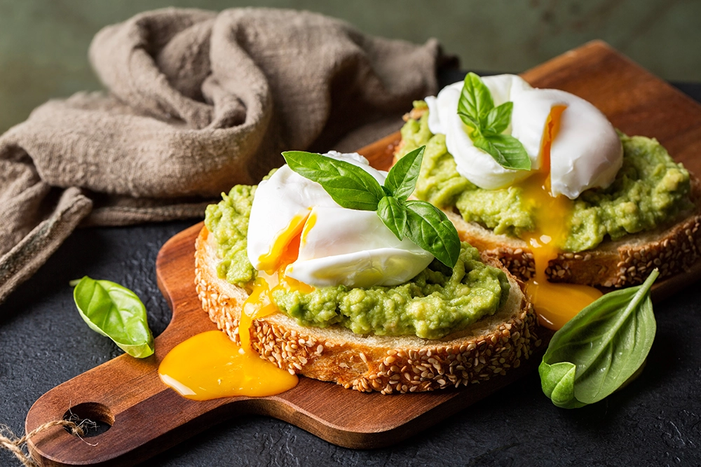 Egg and Avocado Toast, Breakfast Toast with Avocado, Healthy Toast Recipe