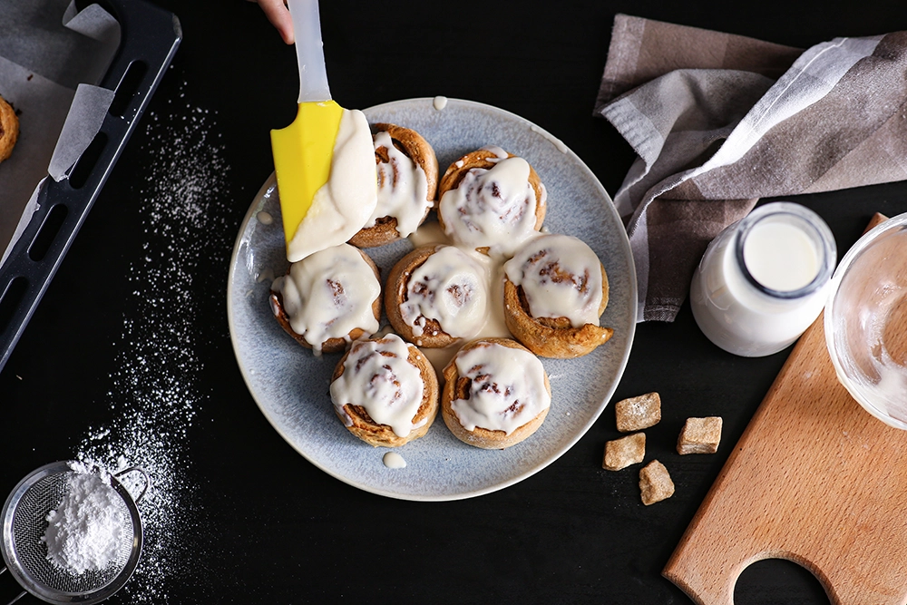 Rich cinnamon rolls, creamy cinnamon rolls, indulgent cinnamon rolls