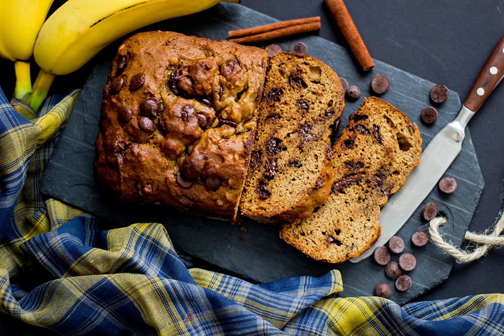 chocolate banana bread, easy banana bread, banana loaf with chocolate